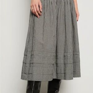 Doen Black and White Checkered A-Line Skirt